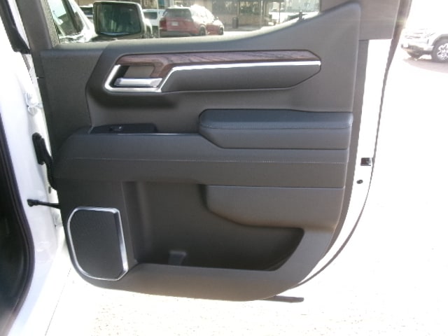 2026 GMC Sierra 1500 SLT - Photo 23