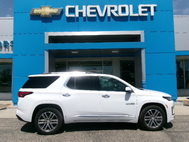 2023 Chevrolet Traverse AWD High Country's photo