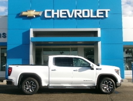 2026 GMC Sierra 4WD Crew Cab Short Box SLT's photo