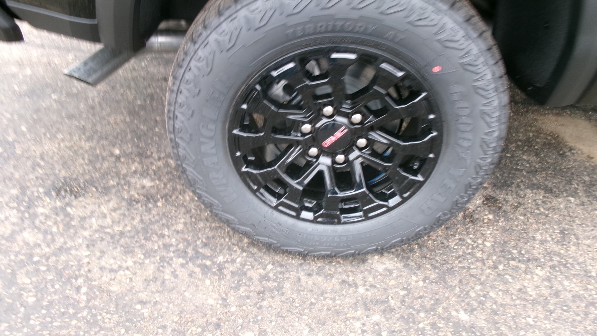 2026 GMC Canyon Elevation - Photo 9