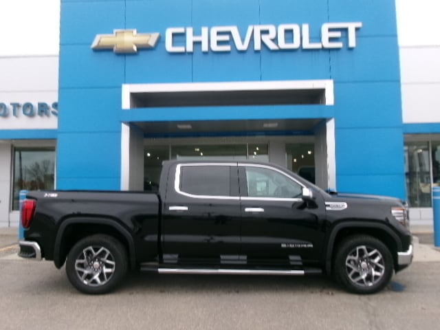 2026 GMC Sierra 4WD Crew Cab Short Box SLT's photo