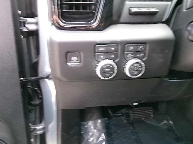 2026 GMC Sierra 1500 AT4 - Photo 12