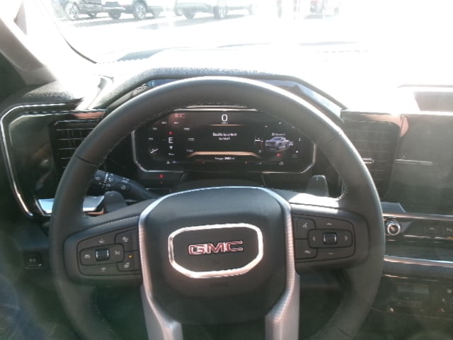 2026 GMC Sierra 1500 SLT - Photo 10