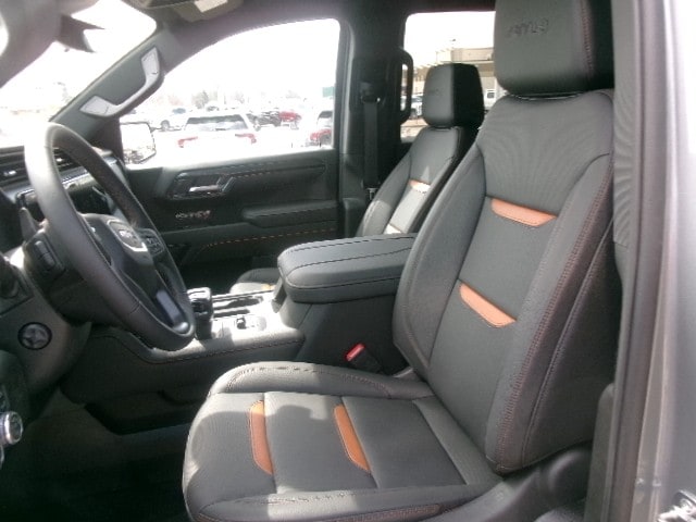 2026 GMC Sierra 1500 AT4 - Photo 10