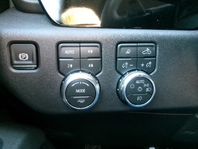2026 GMC Sierra 1500 SLT - Photo 13