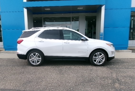 Used 2019 Chevrolet Equinox Premier with VIN 2GNAXYEX4K6293102 for sale in Wahpeton, ND