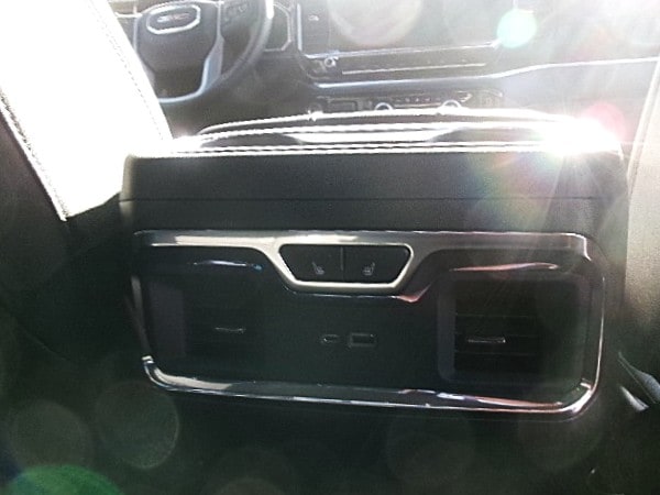 2026 GMC Sierra 1500 SLT - Photo 20