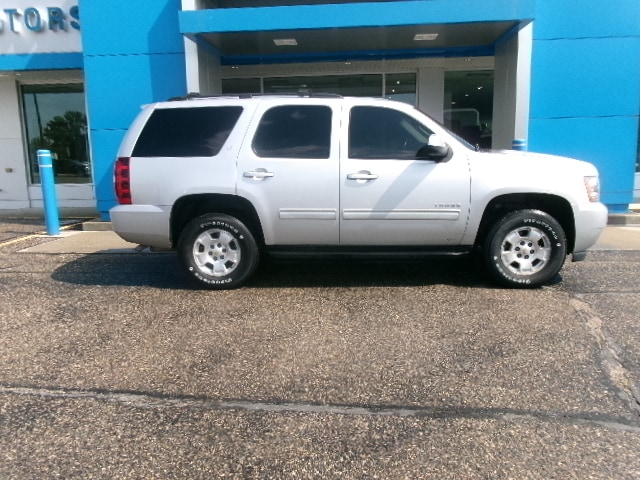 Used 2011 Chevrolet Tahoe LT with VIN 1GNSKBE07BR136462 for sale in Wahpeton, ND