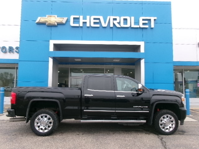 2018 GMC Sierra 4WD Crew Cab Standard Box Denali's photo