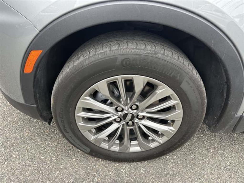 Certified 2024 Cadillac XT4 Premium Luxury