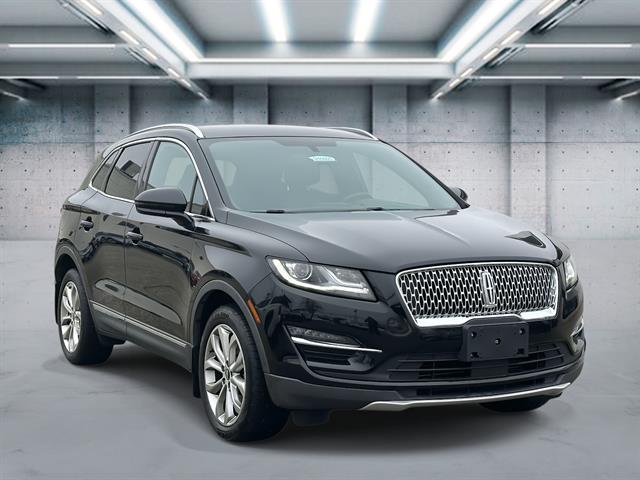 Used 2019 Lincoln MKC Select with VIN 5LMCJ2D9XKUL01474 for sale in Saint James, NY