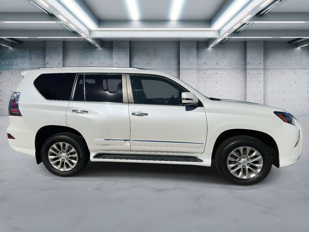2018 Lexus GX 460 Premium photo 3