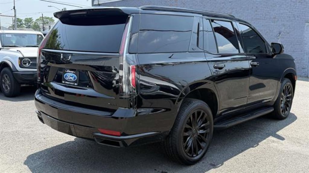 Certified 2022 Cadillac Escalade Premium Luxury