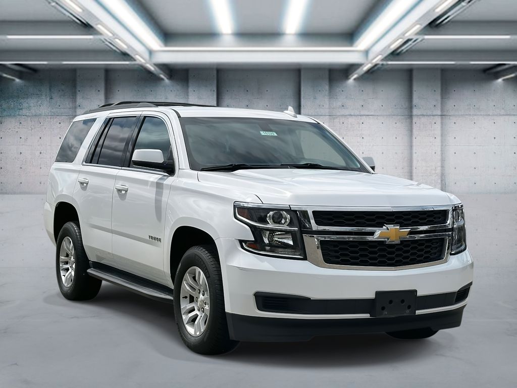2019 Chevrolet Tahoe LS photo 2