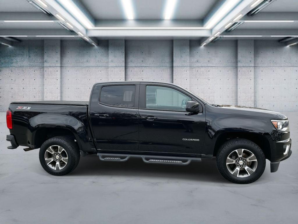 2020 Chevrolet Colorado Z71 photo 3