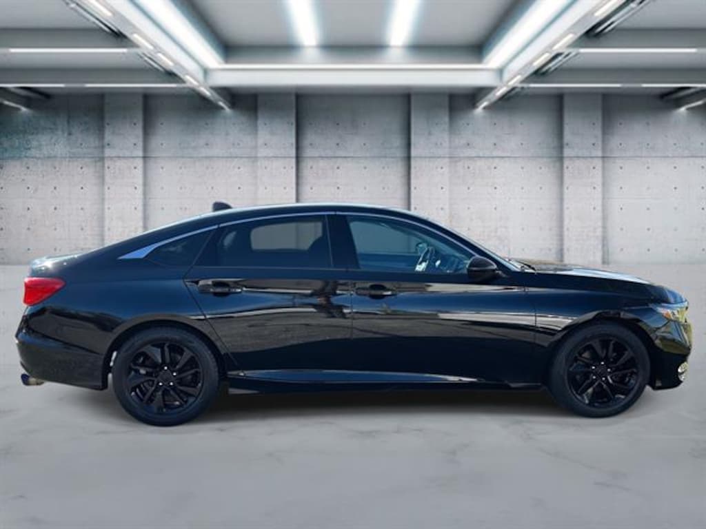 Used 2018 Honda Accord Sedan LX Sedan