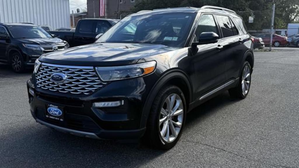Used 2022 Ford Explorer Platinum
