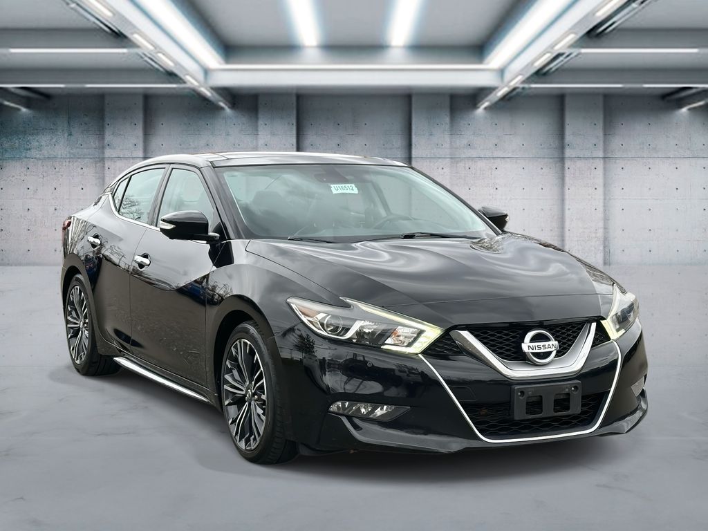 2017 Nissan Maxima Platinum photo 2