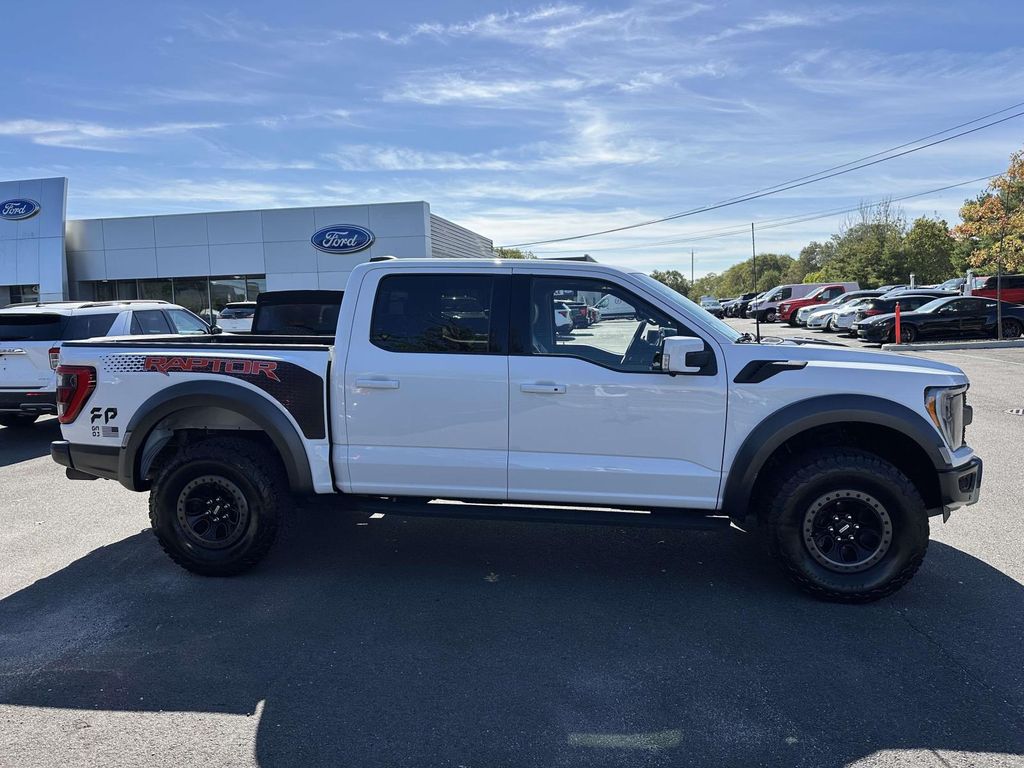 2022 Ford F-150 Raptor photo 3