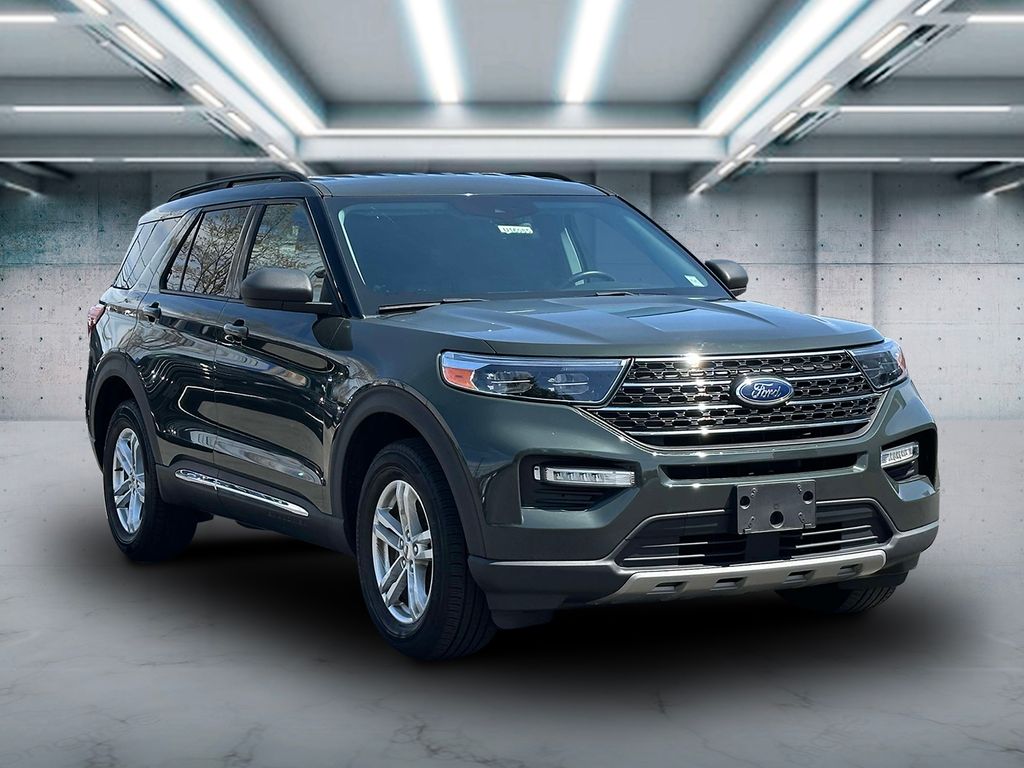 Used 2022 Ford Explorer XLT with VIN 1FMSK8DH1NGA17191 for sale in Saint James, NY