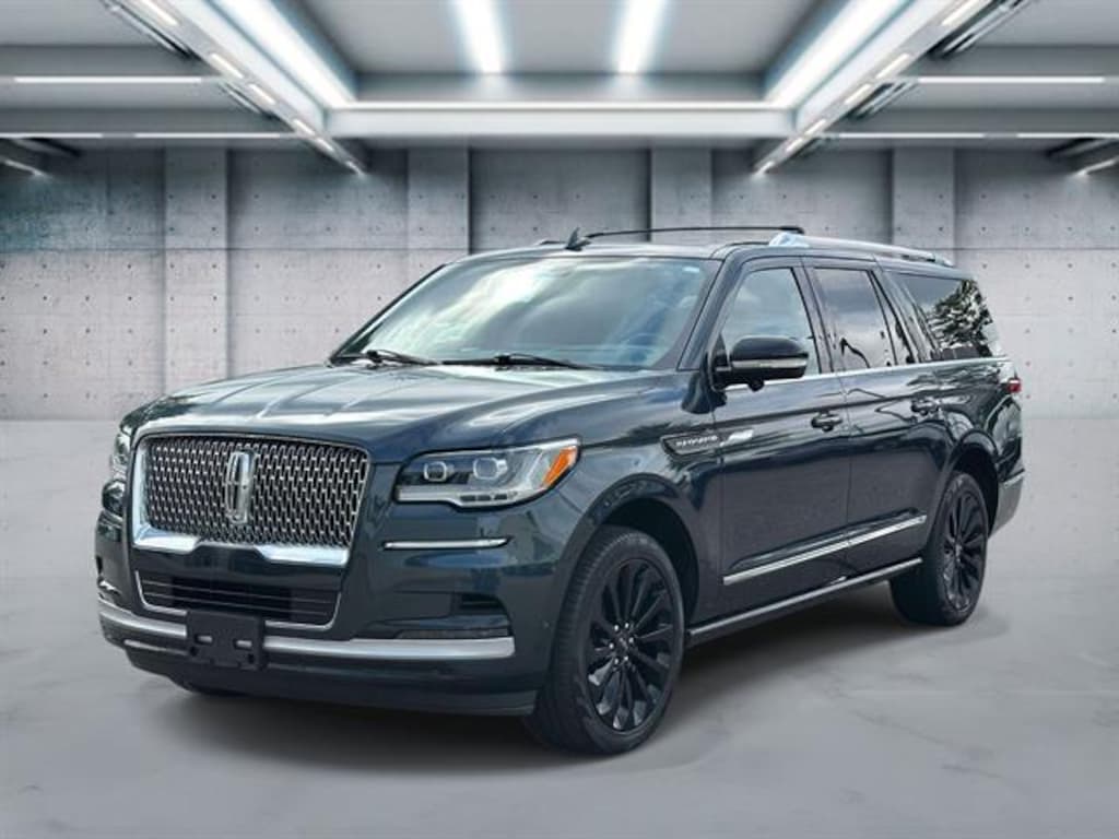 Used 2022 Lincoln Navigator L Reserve