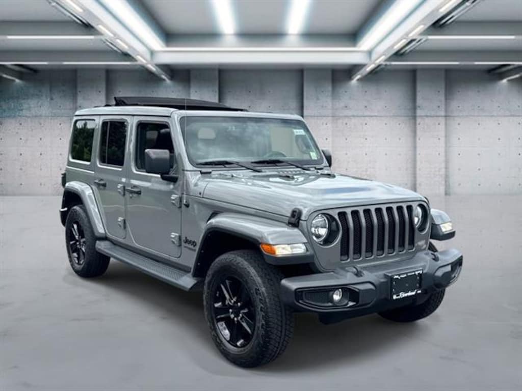 Used 2022 Jeep Wrangler Sahara Altitude