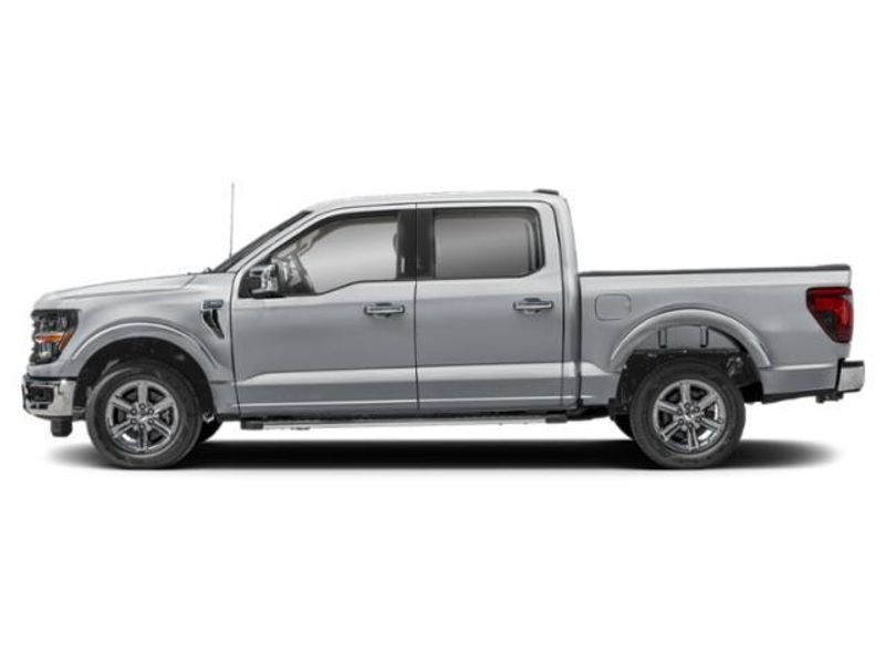 2025 Ford F-150 XLT photo 3