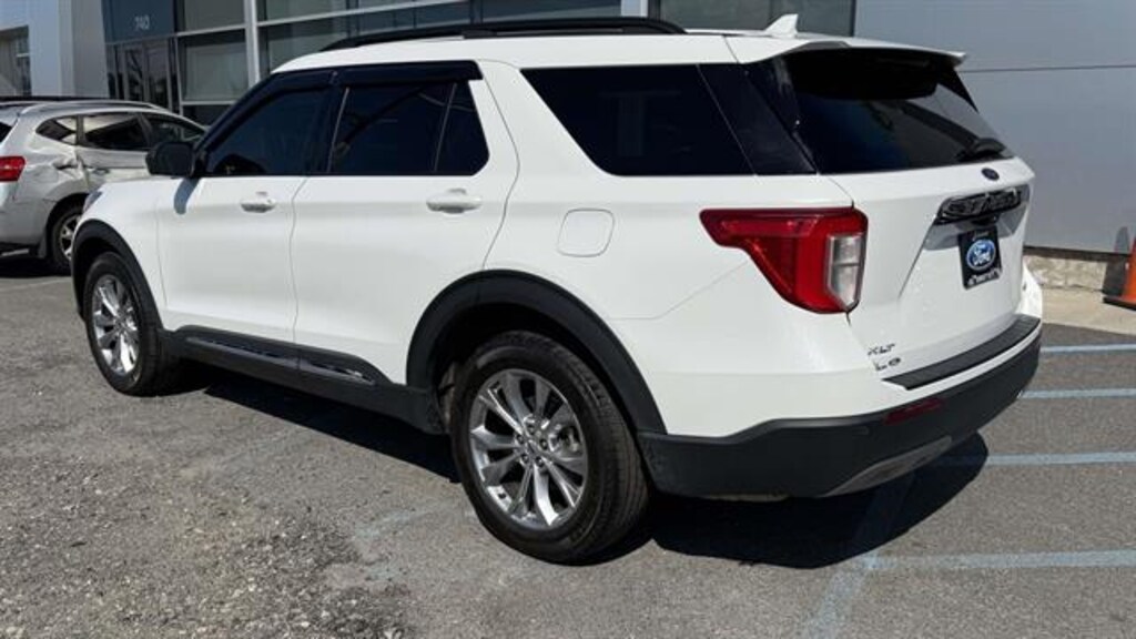 Used 2024 Ford Explorer XLT