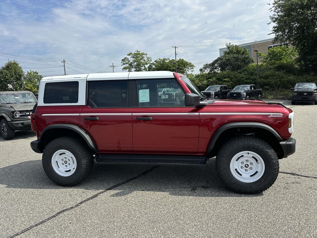 New 2026 Ford Bronco Heritage Edition SUV
