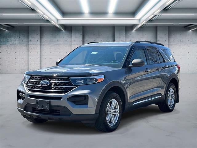 2023 Ford Explorer XLT 4WD's photo