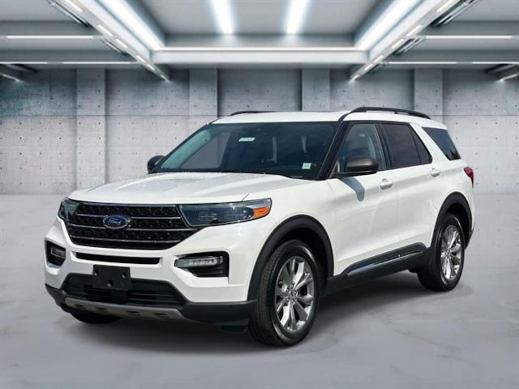 Used 2023 Ford Explorer XLT
