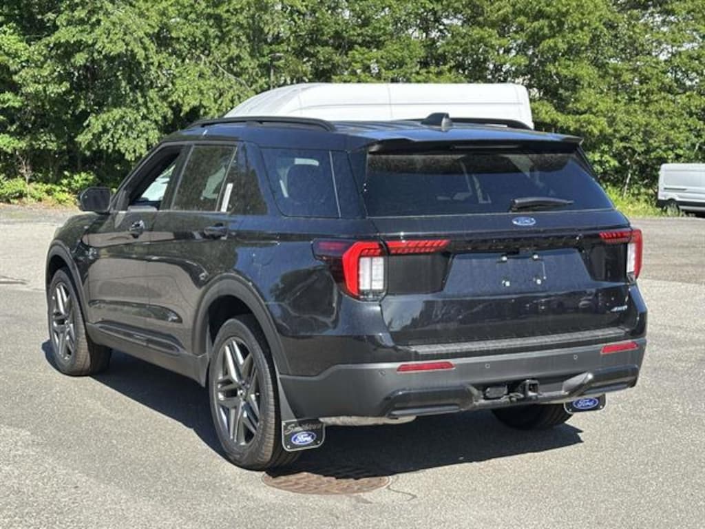 New 2026 Ford Explorer ST-Line SUV