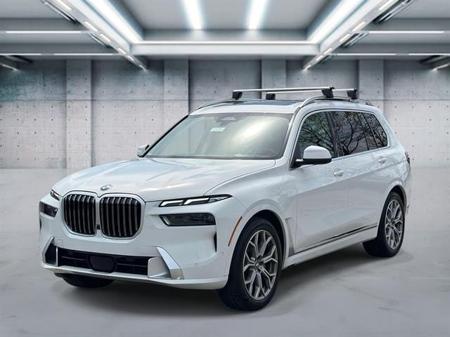 2023 BMW X7 xDrive40i's photo