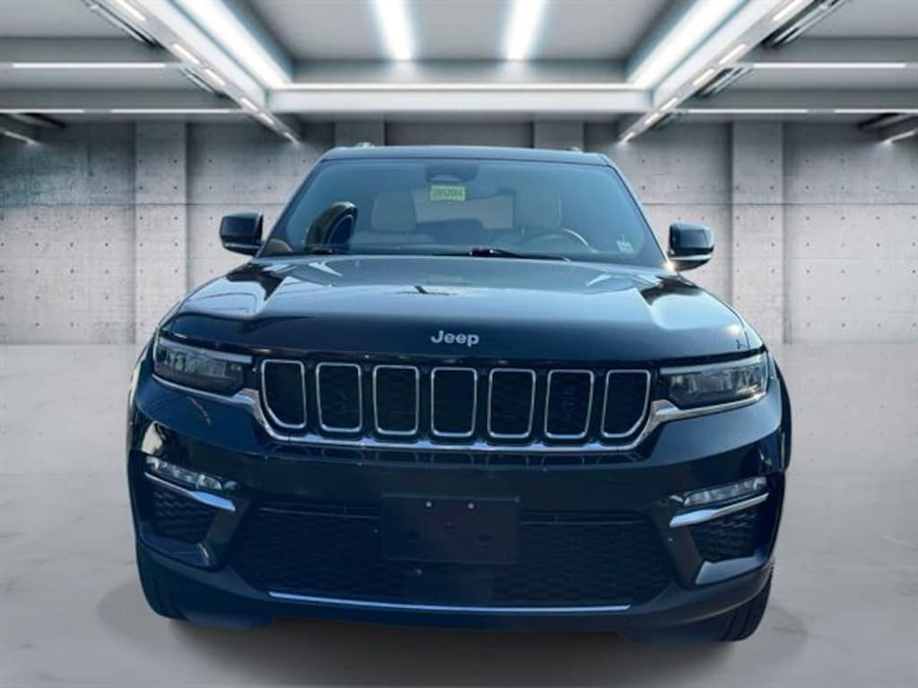 Used 2023 Jeep Grand Cherokee Limited