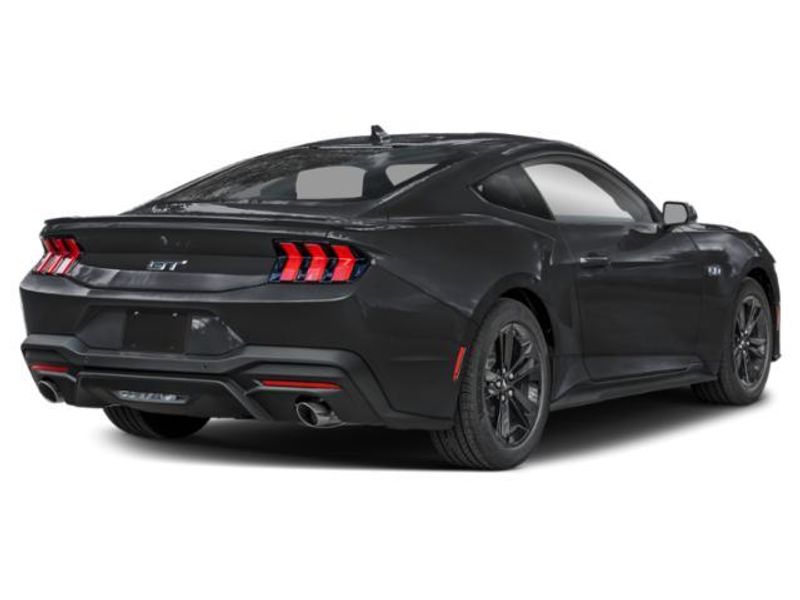 2025 Ford Mustang GT Premium photo 2