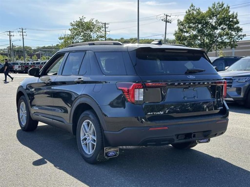 New 2026 Ford Explorer Active SUV