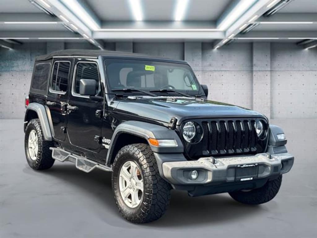 Used 2018 Jeep Wrangler Unlimited Sport S