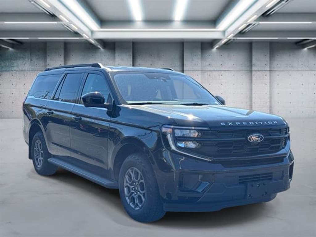 Used 2025 Ford Expedition Max Active