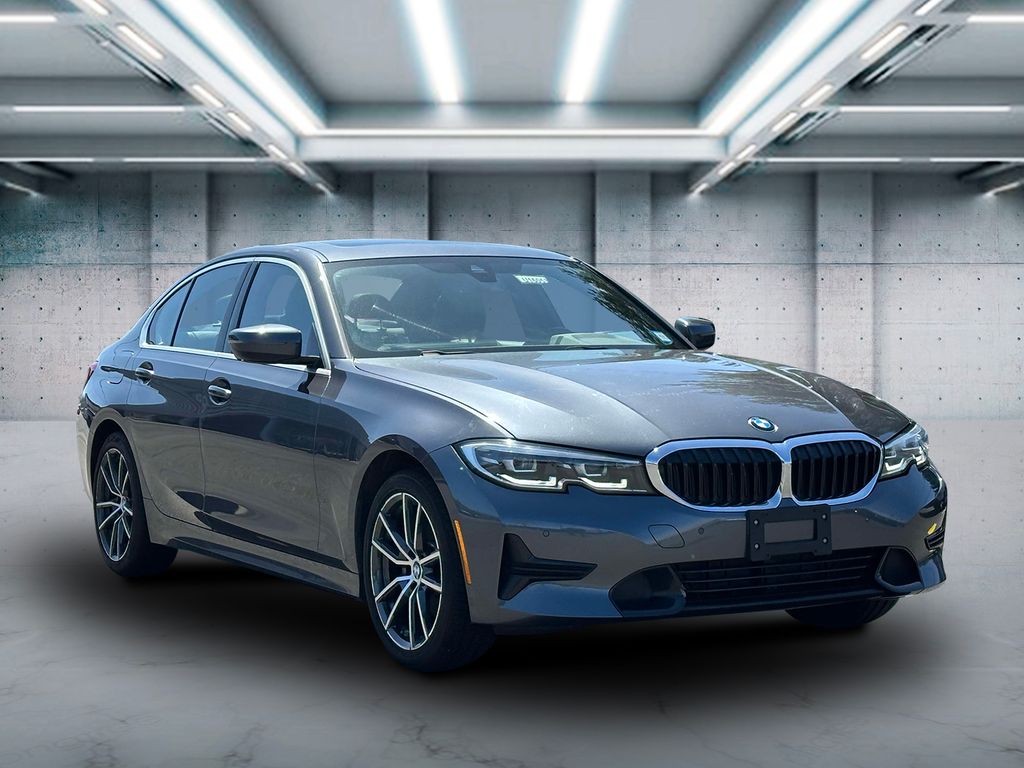Used 2019 BMW 3 Series 330i with VIN WBA5R7C55KAJ82221 for sale in Saint James, NY