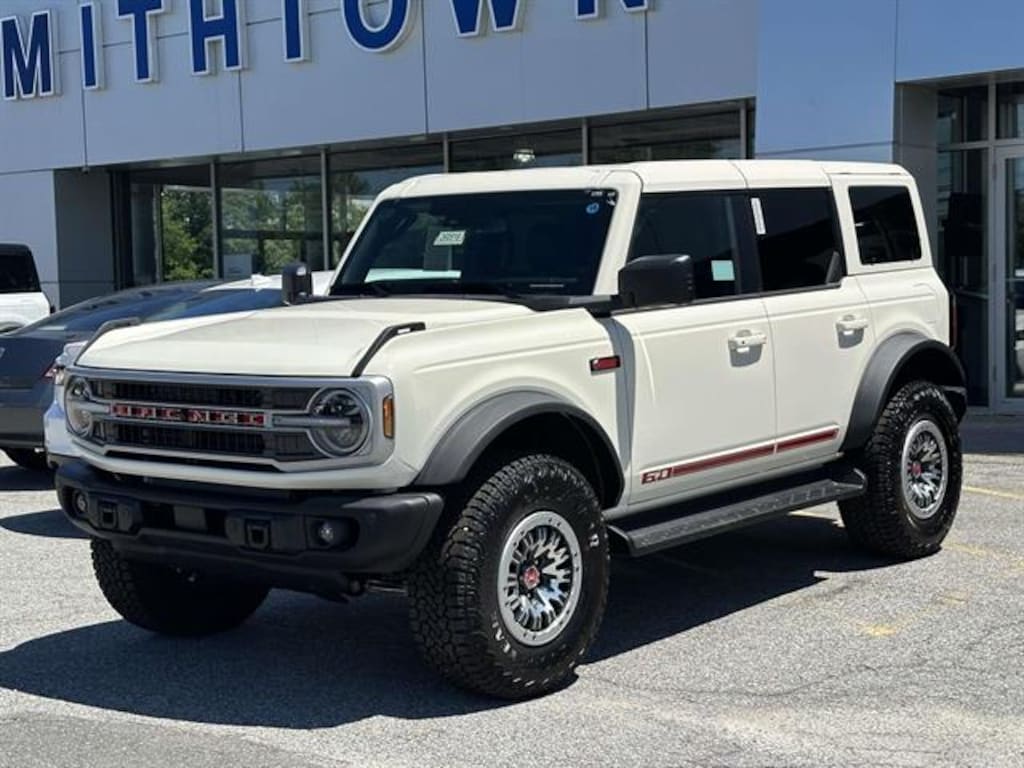 New 2026 Ford Bronco Outer Banks SUV