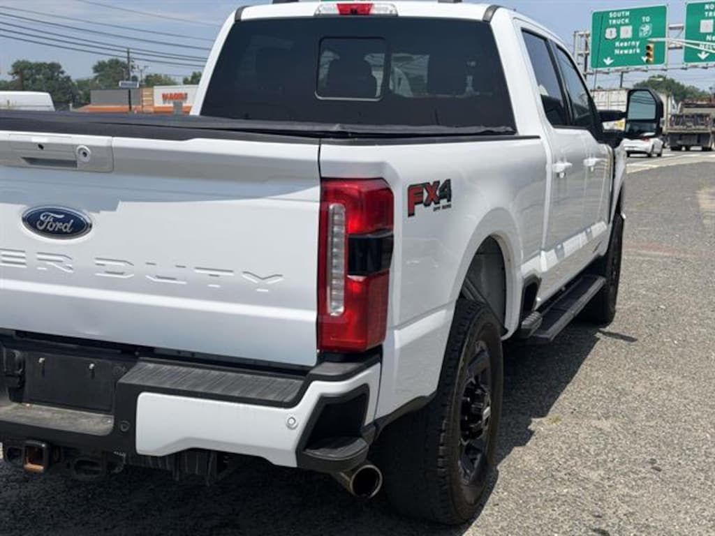 Certified 2024 Ford Super Duty F-250 SRW Lariat