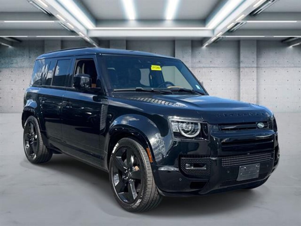 Used 2024 Land Rover Defender 110 P400 X-Dynamic SE