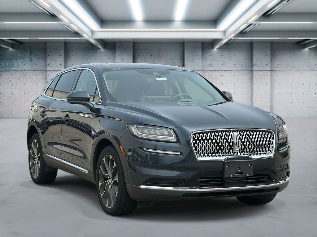 Used 2022 Lincoln Nautilus Reserve with VIN 2LMPJ8K93NBL15127 for sale in Saint James, NY