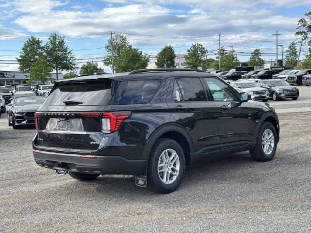 New 2026 Ford Explorer Active SUV