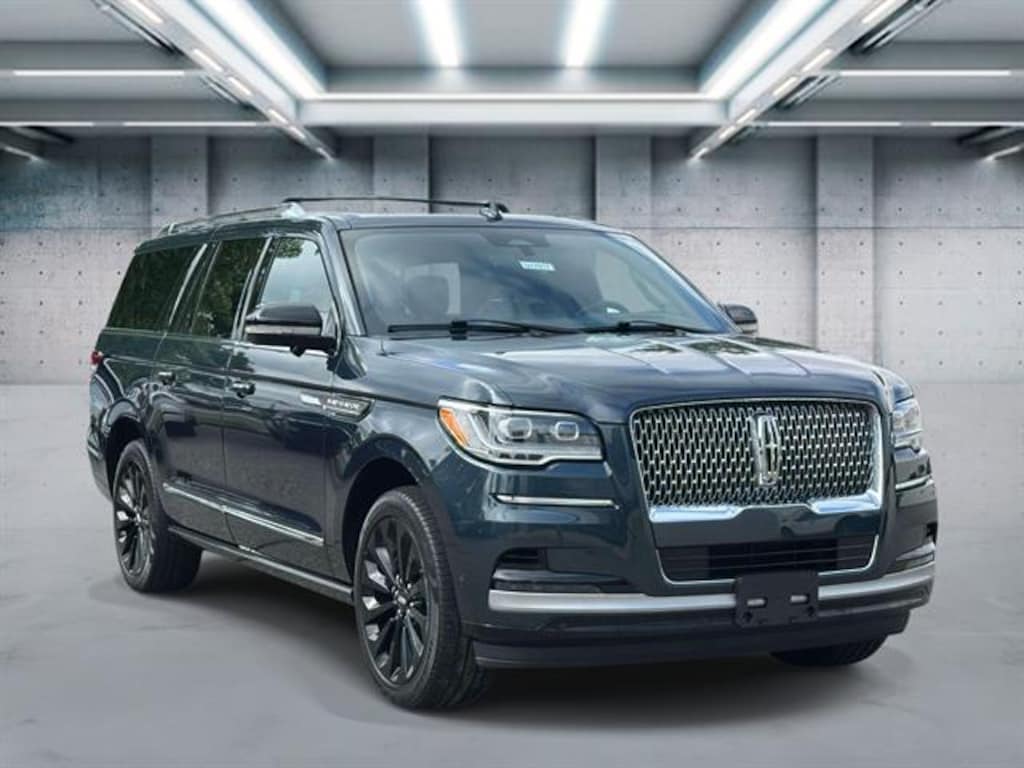 Used 2022 Lincoln Navigator L Reserve
