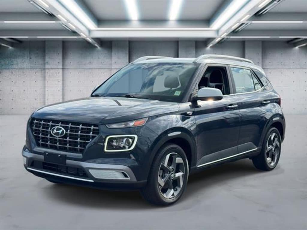 Used 2024 Hyundai Venue Limited