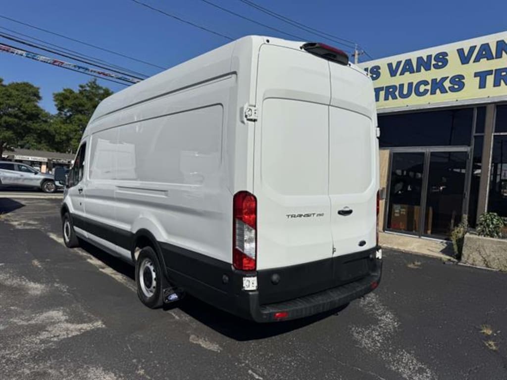 Used 2019 Ford Transit Van 250