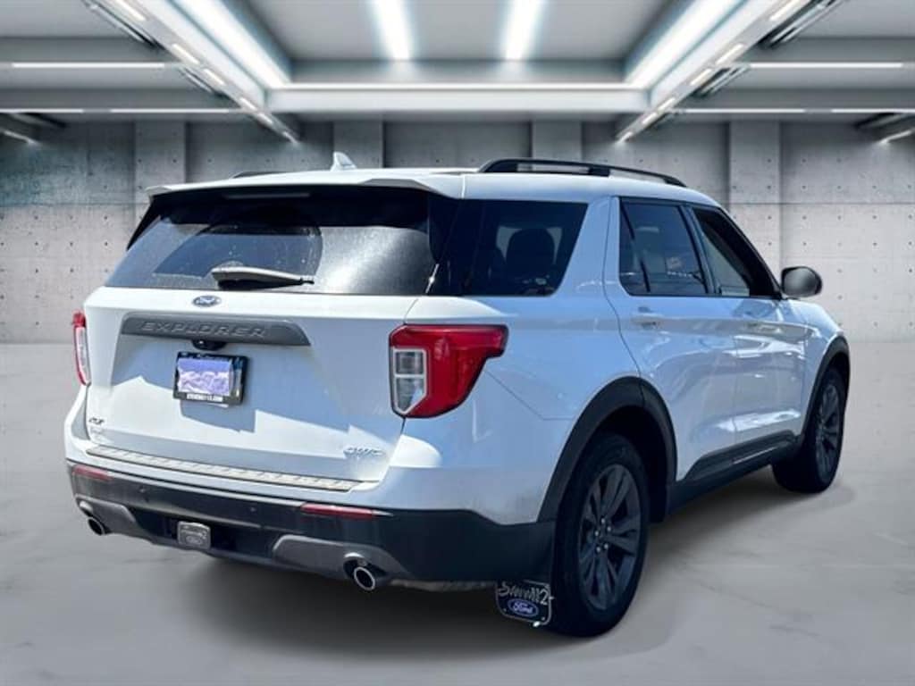 Used 2023 Ford Explorer XLT