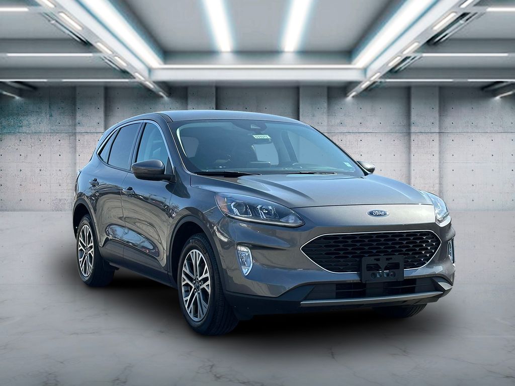 2022 Ford Escape SEL photo 2