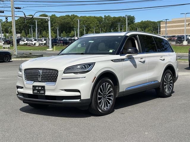 2022 Lincoln Aviator AWD's photo